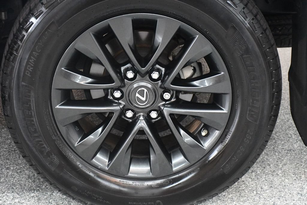 Used 2023 Lexus GX 460 Premium AWD/4WD image 19
