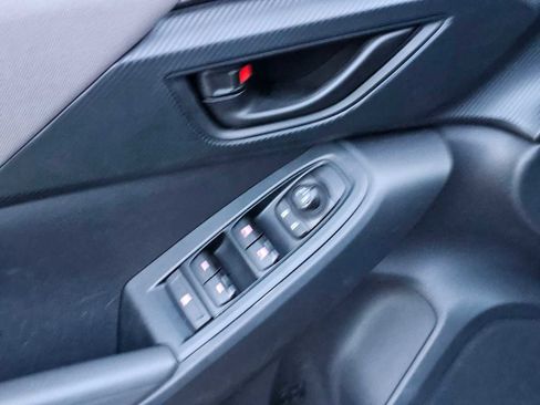 Used 2024 Subaru Crosstrek 2.0i image 22