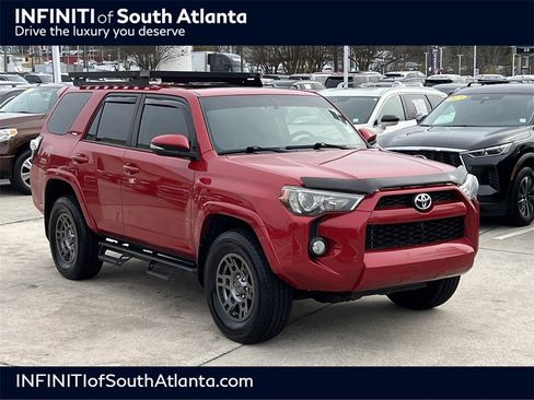 Used 2017 Toyota 4Runner SR5 Premium image 1