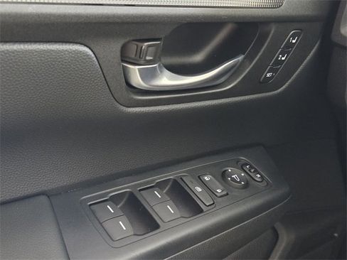 Used 2025 Honda CR-V Sport-L image 39