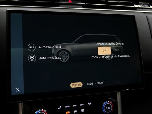 Used 2023 Land Rover Range Rover SV AWD/4WD image 43