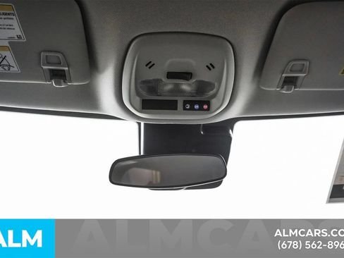 Used 2025 Chevrolet Trax LT FWD image 54