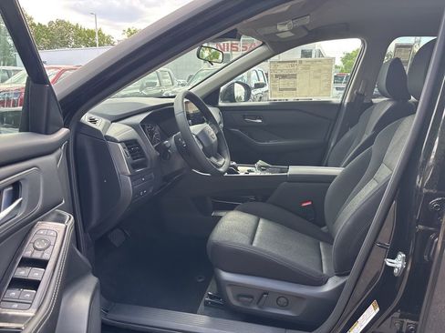 New 2026 Nissan Rogue SV image 13