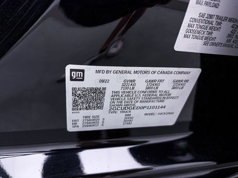Used 2023 Chevrolet Silverado 1500 LTZ w/ LTZ Premium Package AWD/4WD image 41