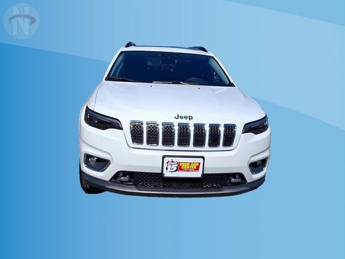 Used 2022 Jeep Cherokee Limited w/ Elite Package AWD/4WD image 3