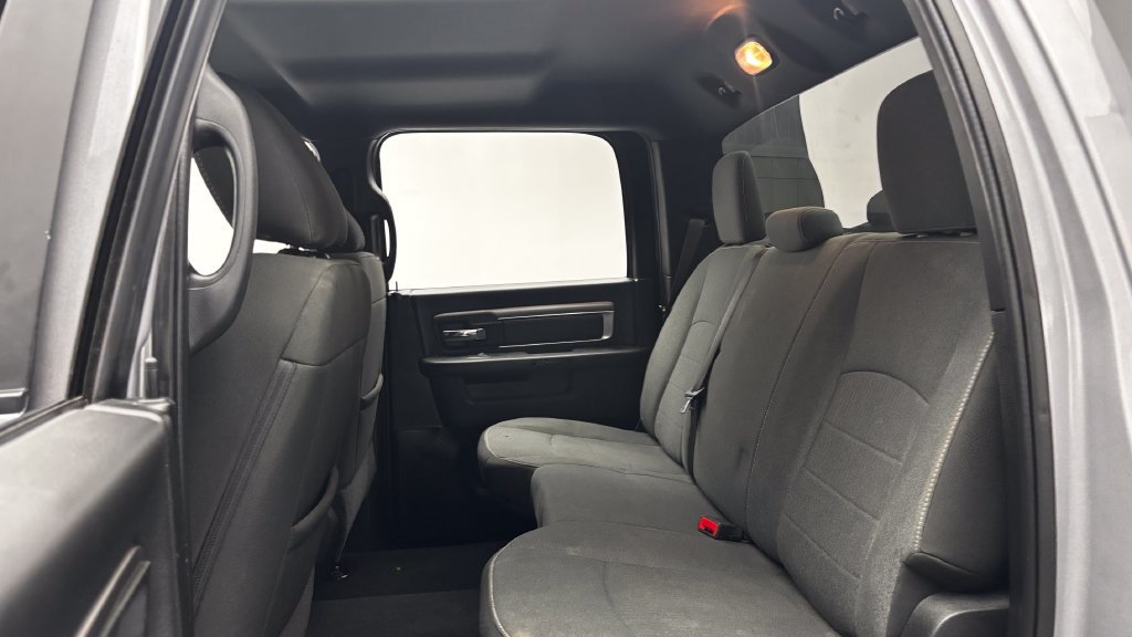 Used 2024 RAM 1500 Classic SLT AWD/4WD image 30