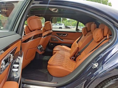 Used 2022 Mercedes-Benz S 580 4MATIC Sedan image 12