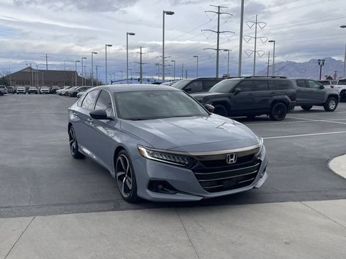 Used 2022 Honda Accord Sport image 32