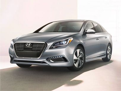 Used 2017 Hyundai Sonata Limited w/ Ultimate Package 02
