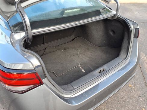 Used 2023 Nissan Sentra SV image 11