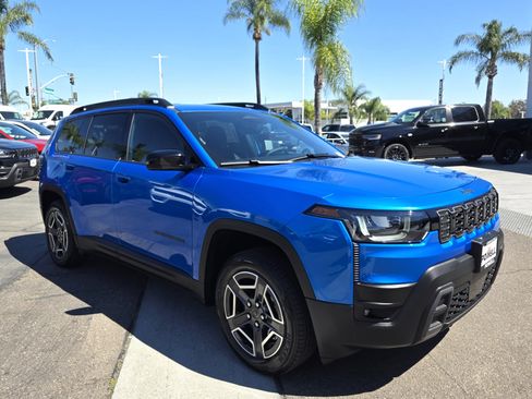 New 2026 Jeep Cherokee Laredo image 6