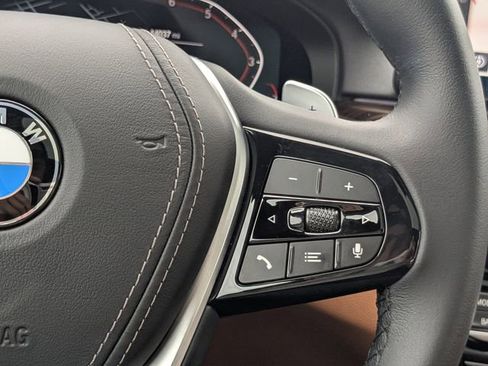 Used 2023 BMW 530i w/ Convenience Package image 29