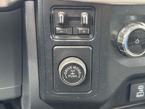 Used 2022 Ford F150 XLT w/ Equipment Group 301A Mid image 24