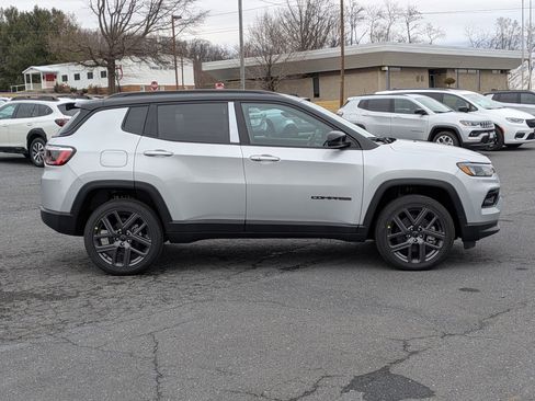 New 2026 Jeep Compass Limited w/ Sun, Sound & Navigation Group image 4