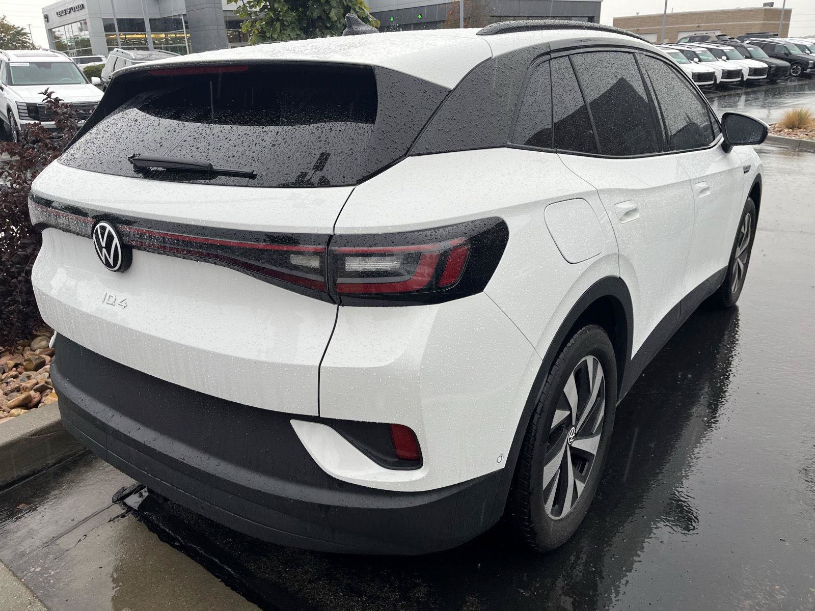 Used 2023 Volkswagen ID.4 Pro AWD/4WD image 5