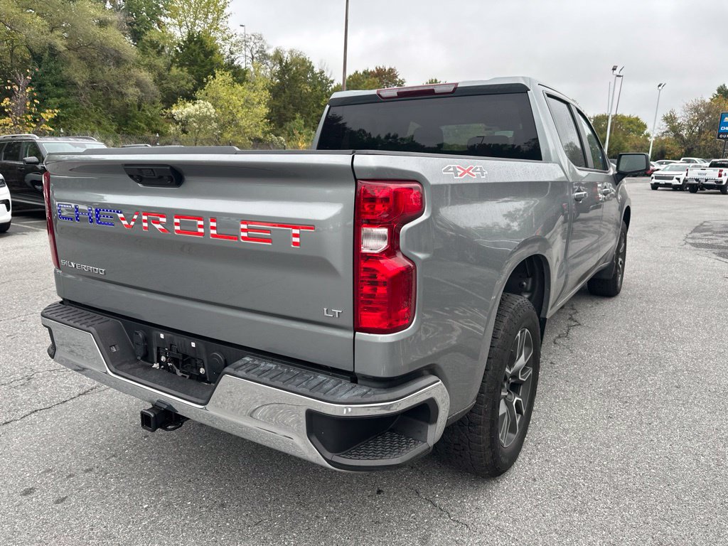 Used 2024 Chevrolet Silverado 1500 LT AWD/4WD image 5