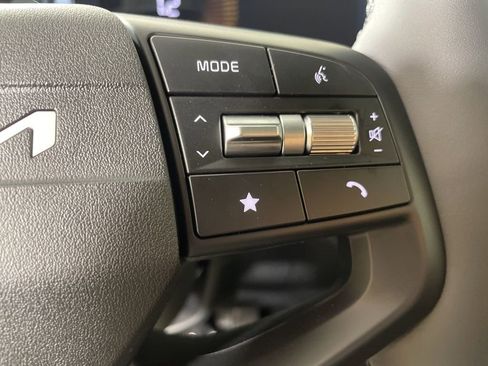 New 2026 Kia Sportage EX w/ EX Panorama Roof Package image 24