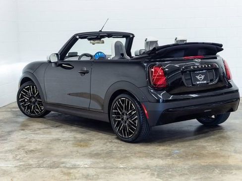Used 2025 MINI Cooper S FWD image 12