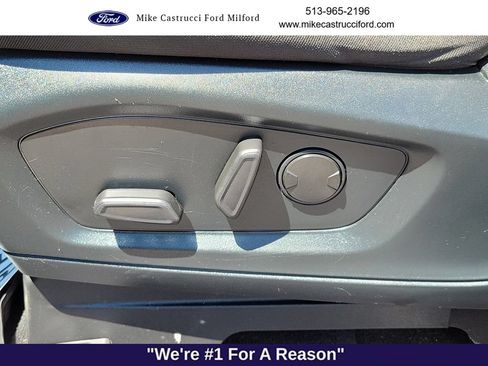 Used 2021 Ford Explorer XLT AWD/4WD image 22
