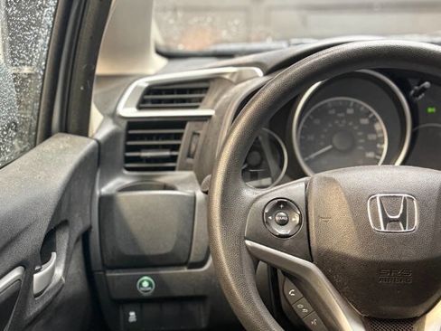 Used 2015 Honda Fit LX image 16