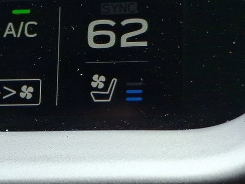Used 2020 Subaru Outback Touring AWD/4WD image 28