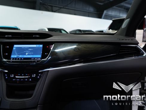 Used 2023 Cadillac XT6 Premium Luxury FWD image 33