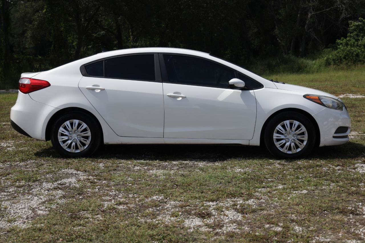 Used 2016 Kia Forte LX FWD image 13