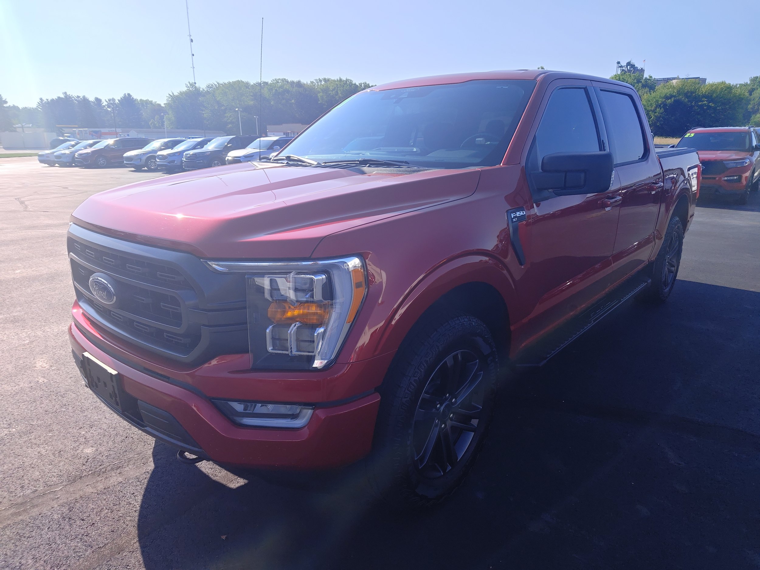 Used 2021 Ford F150 XLT w/ Equipment Group 302A High AWD/4WD image 3