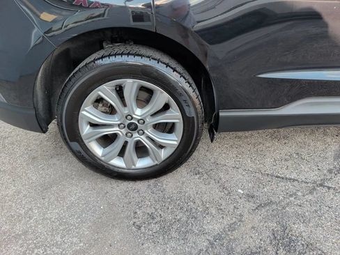 Used 2022 Ford Edge Titanium AWD/4WD image 11