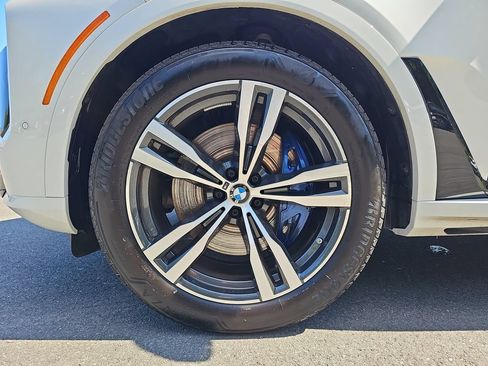 Certified 2026 BMW X7 xDrive40i AWD/4WD image 24