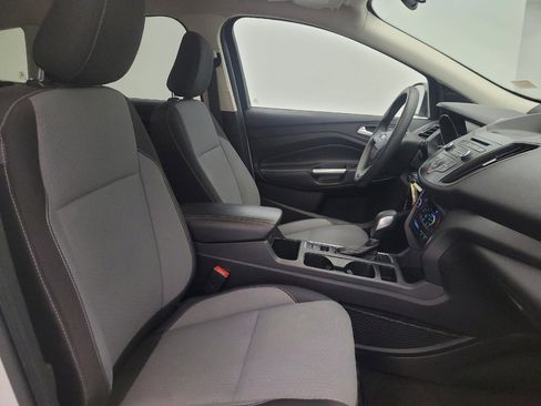 Used 2018 Ford Escape SE FWD image 21