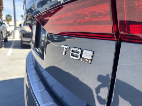 New 2026 Volvo XC60 T8 Plus w/ Protection Package AWD/4WD image 12