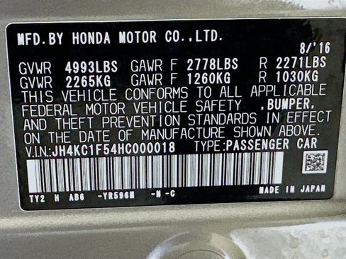 Used 2017 Acura RLX w/ Technology Package FWD image 33