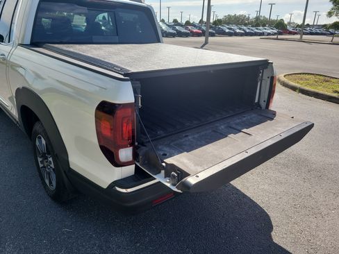 Used 2019 Honda Ridgeline RTL-T image 12