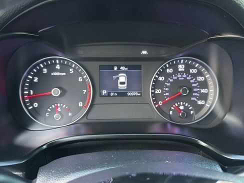 Used 2019 Kia Forte S w/ S Premium Package FWD image 16