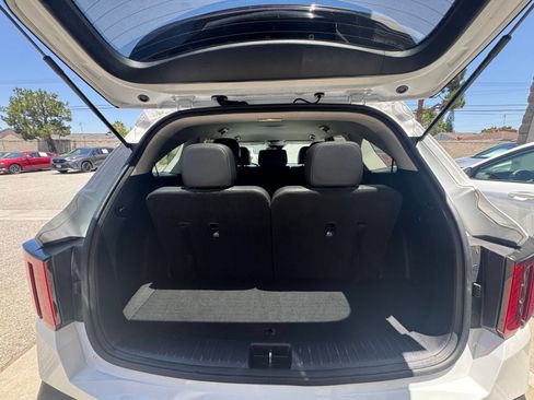 Used 2024 Kia Sorento S FWD image 34