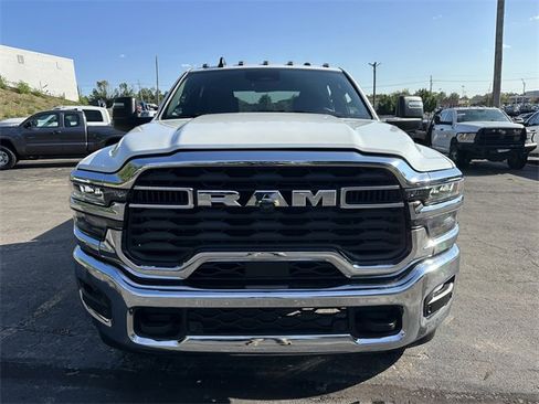 Used 2025 RAM 2500 Big Horn image 3