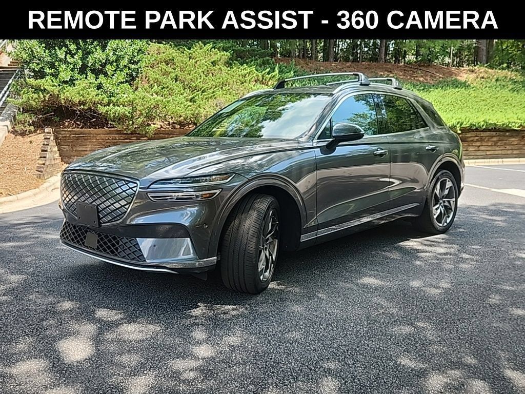 Used 2025 Genesis Electrified GV70 AWD/4WD image 4
