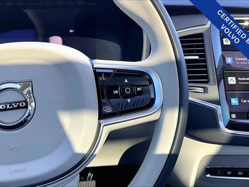 Certified 2025 Volvo XC90 B6 Core image 27