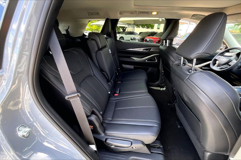 New 2027 INFINITI QX60 Luxe FWD image 32