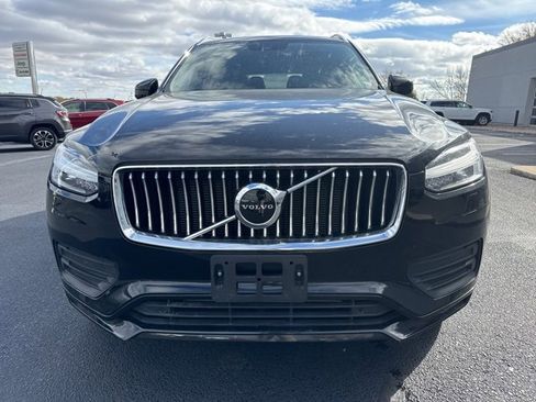 Used 2022 Volvo XC90 T6 Momentum w/ Climate Package image 3