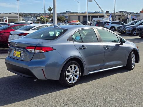 Used 2024 Toyota Corolla LE image 4