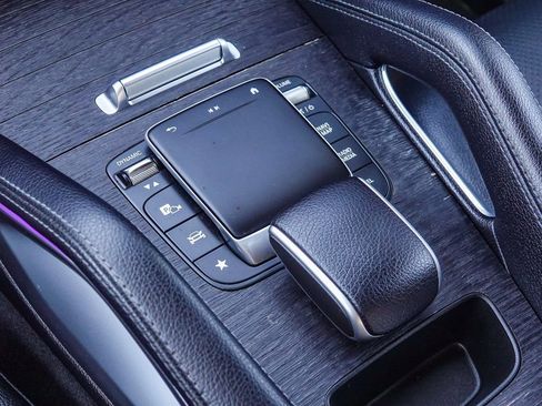 Certified 2022 Mercedes-Benz GLE 350 4MATIC image 22