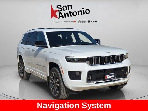 New 2025 Jeep Grand Cherokee L Overland w/ Trailer Tow Package AWD/4WD image 2