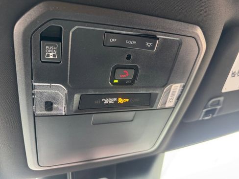 New 2026 Toyota Tundra SR image 24