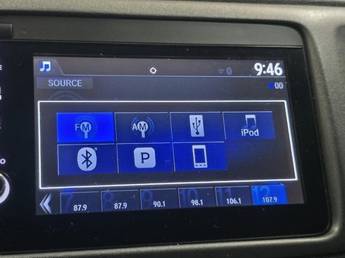 Used 2019 Honda HR-V Sport image 4