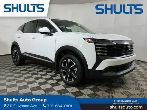 New 2025 Nissan Kicks SV image 1