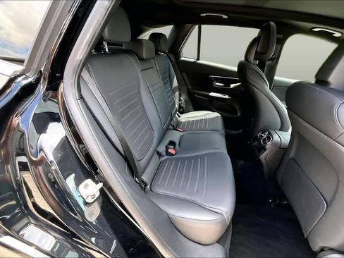 Certified 2026 Mercedes-Benz GLC 300 image 20