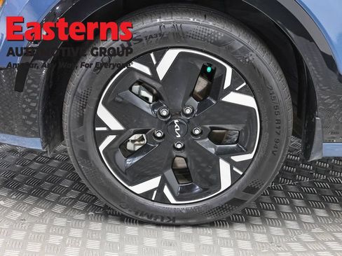 Used 2023 Kia Niro Wind w/ Wind Preserve Package FWD image 31