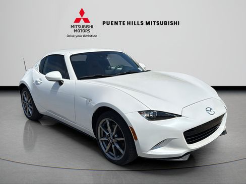 Used 2023 MAZDA MX-5 Miata Grand Touring w/ Weather Package RWD image 3